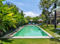 Вилла Canggu Beachside Villas - Gu, Плавательный бассейн
